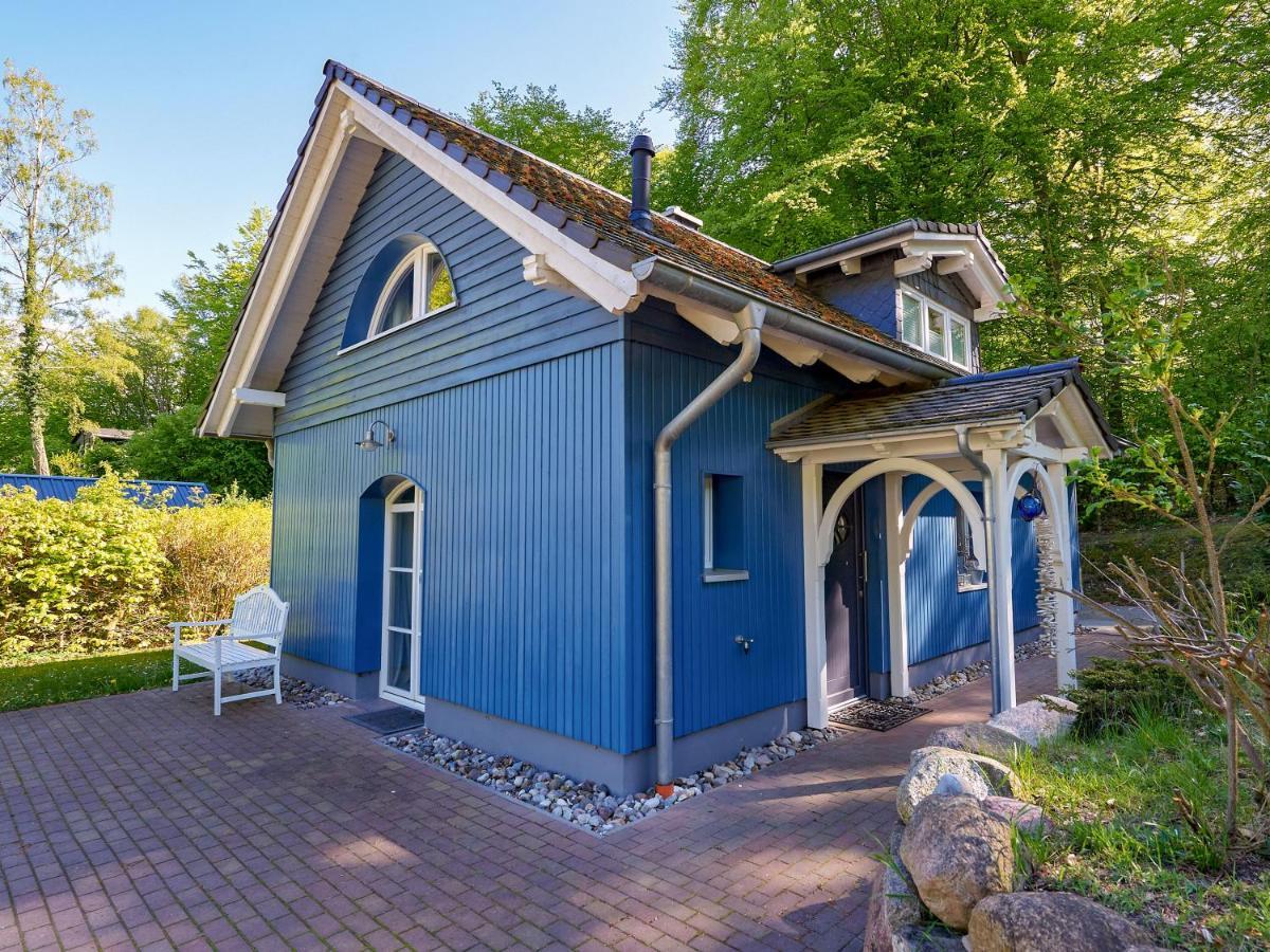 Blaues Strandhaus Sellin エクステリア 写真